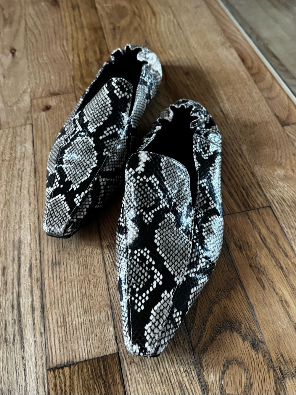 St. Agni Python Slip-On Flats Loafer - Picture 4 of 5